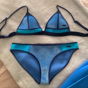 Triangl blue velvet bikini